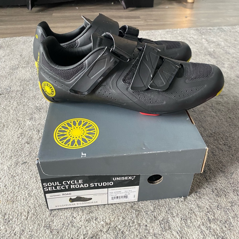 Unisex Soul Cycle Shoes like new!